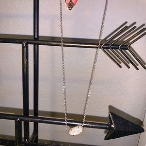 Kendra scott necklace